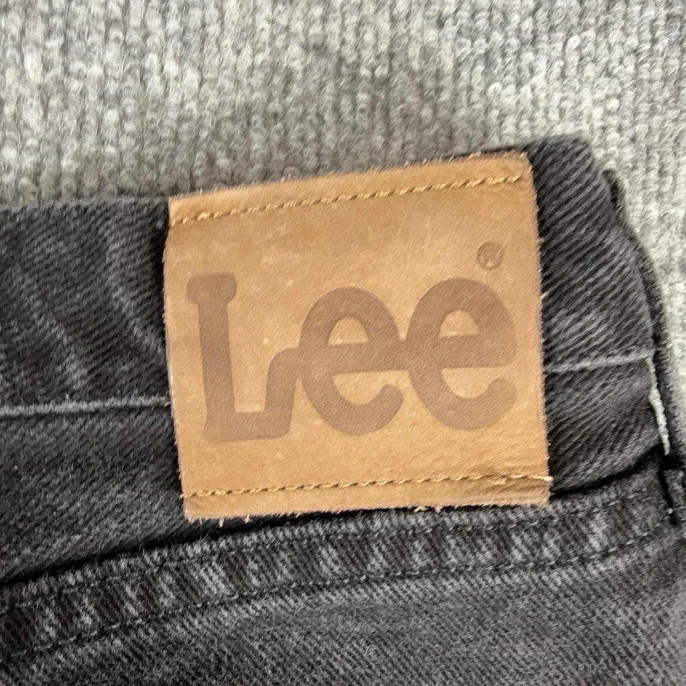 Lee Jeans Mens 40x31 Gray Relaxed Fit Straight Leg Charcoal Wash Denim Pants
